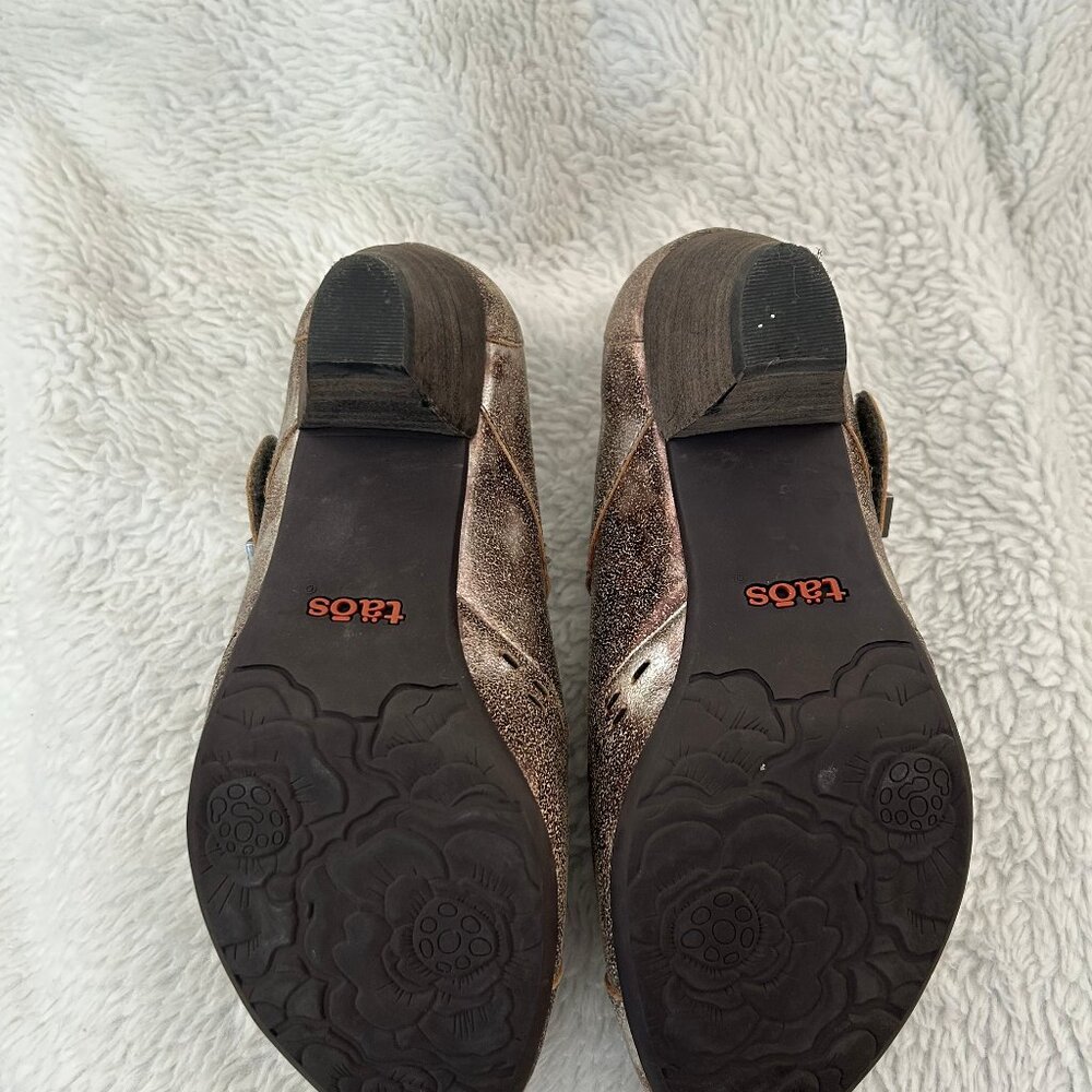 Taos Silver Mary Jane Heels, 38 - Picture 4 of 7